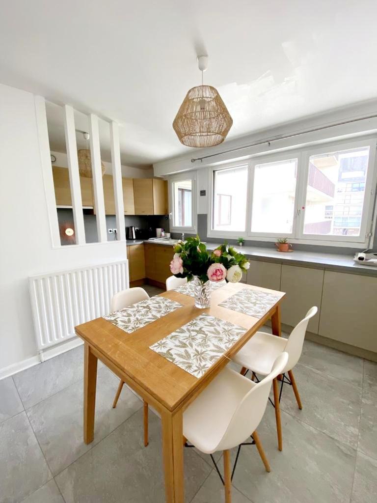 Le Cosy Avec Piscine, Balcon Et Parking Apartment Trouville-sur-Mer Bagian luar foto